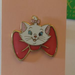 Marie - Hong Kong Disneyland pin